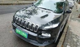 重庆二手车爆料最新消息,揭秘热门车型价格波动与交易趋势